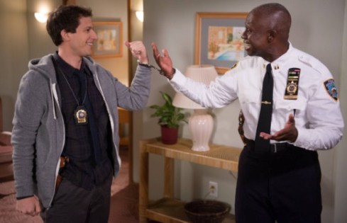brooklyn-nine-nine-christmas-andy-samberg-andre-braugher-fox