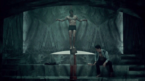 Hannibal-Lector-Hanging