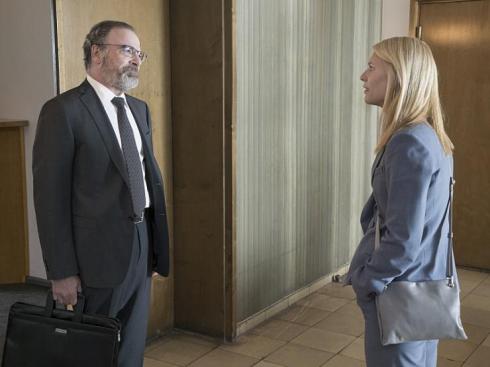 saul-carrie-homeland-season-5-5
